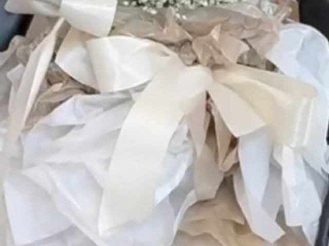 We only see white - and are hopelessly romanticized! 🤍